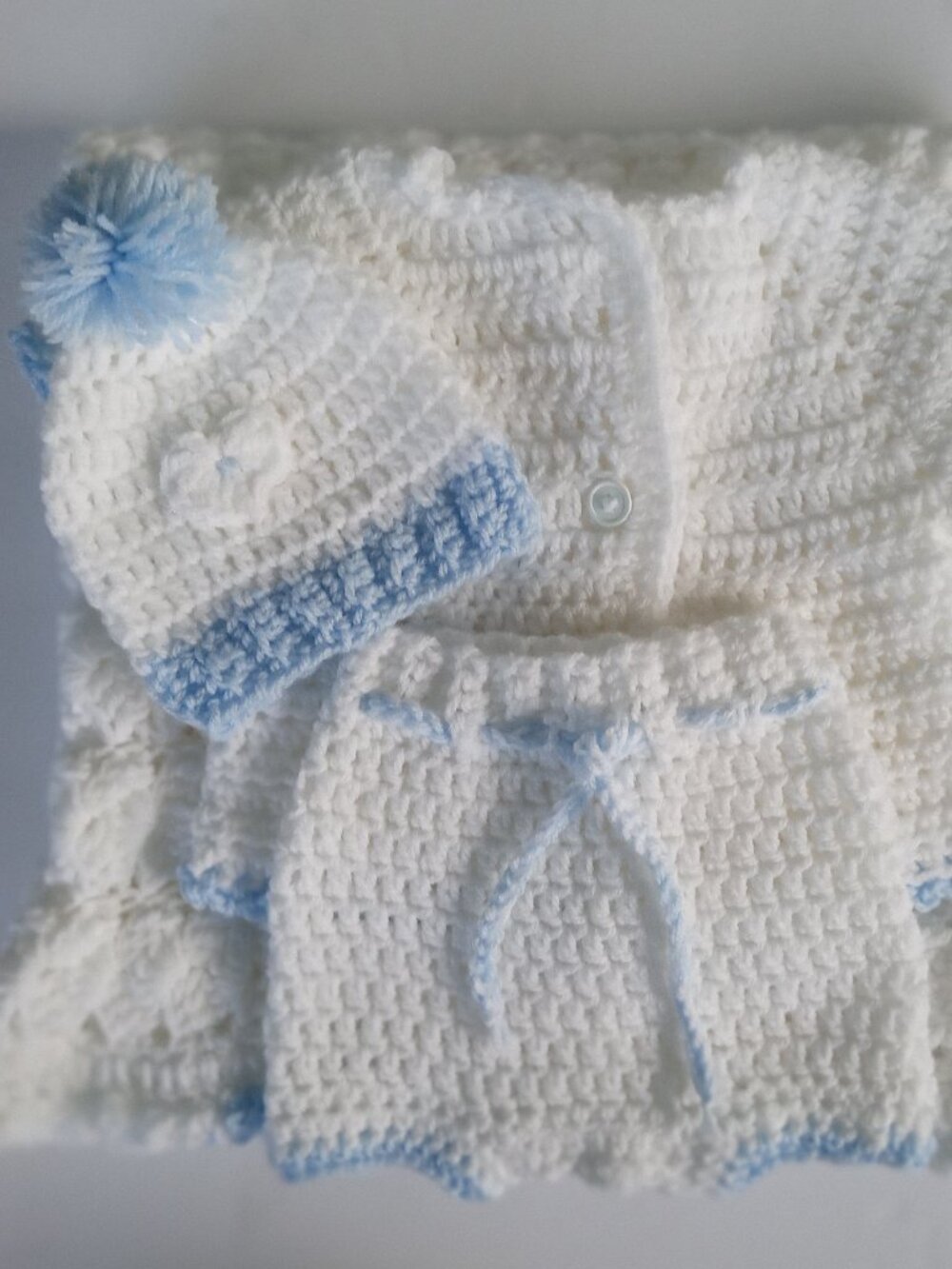 Handmade Crochet Baby Boy White & Blue Outfit & Blanket Set – 0 -3 months